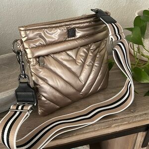 NWT Think Royln The Crosswlak Bag Pearl Cashmere Crossbody Guitar Strap Puffer